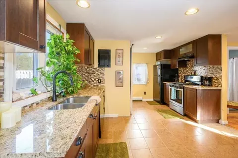 15 Lincoln Hwy, Wareham, MA 02571 photo 10