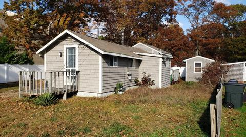 15 Childs Rd, Mashpee, MA 02649 photo 1