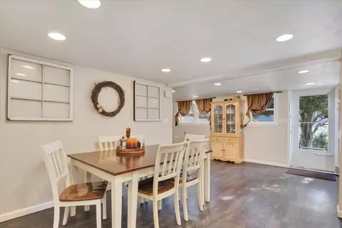 4 Anthonys Way, Buzzards Bay, MA 02532 photo 4
