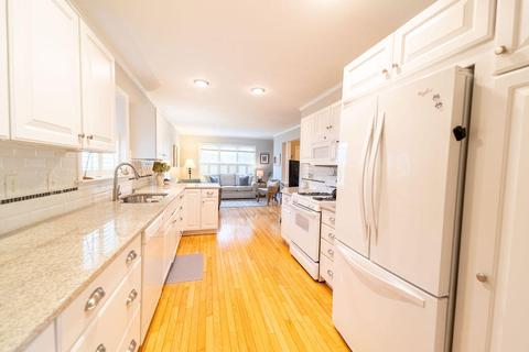 35 Windsor Pt, Mashpee, MA 02649 photo 11