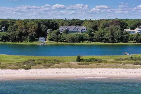 159 Main St, Osterville, MA 02655 photo 4