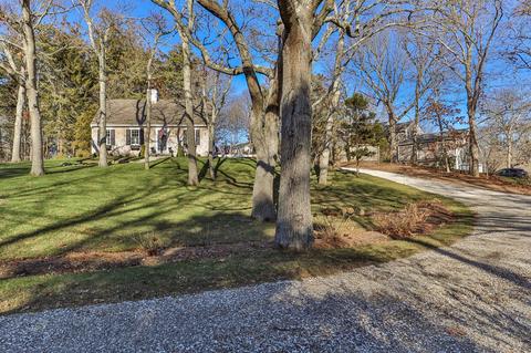 76 Headwaters Rd, Centerville, MA 02632 photo 3