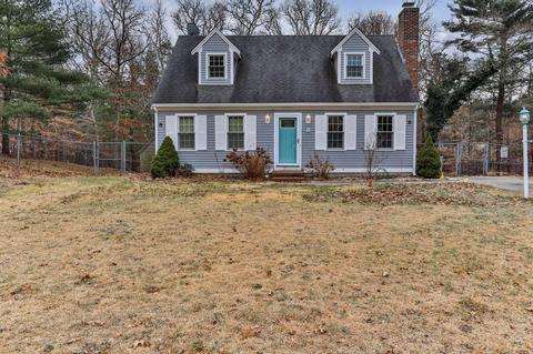 2 Windsor Way, Mashpee, MA 02649 photo 1