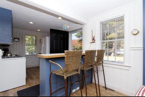 49 Clover Ln, Mashpee, MA 02649 photo 5