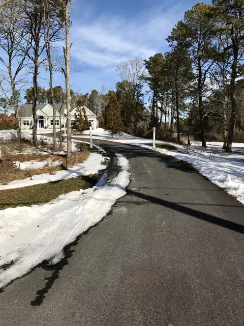 147 Old Barnstable Rd, Mashpee, MA 02649 photo 3