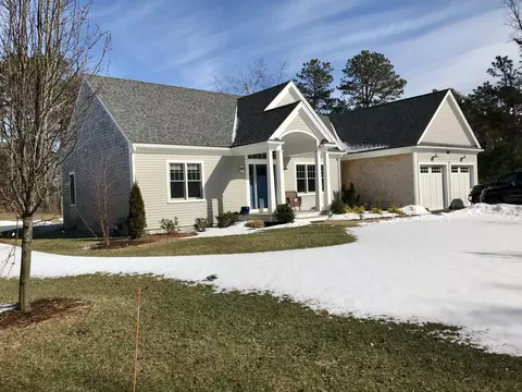 147 Old Barnstable Rd, Mashpee, MA 02649 photo 2