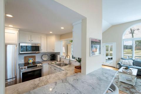 226 Glenneagle Dr, Mashpee, MA 02649 photo 12