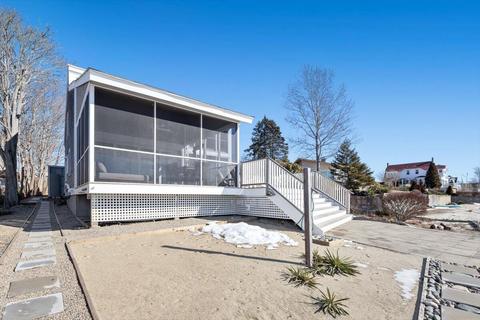 25 Admirals Way, Buzzards Bay, MA 02532 photo 3