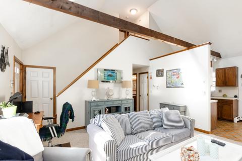 61 Edgewater Rd, Mashpee, MA 02649 photo 9