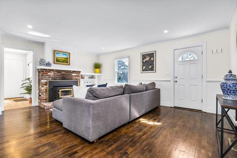 7 Sachem Dr, Bourne, MA 02532 photo 5