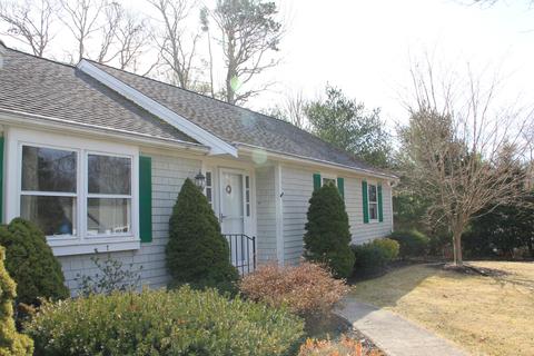 70 Padlock Ln, Centerville, MA 02632 photo 3