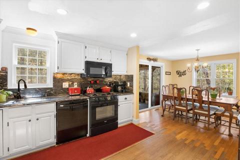 35 Samoset Rd, Marstons Mills, MA 02648 photo 10