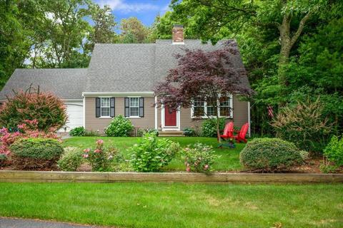 35 Samoset Rd, Marstons Mills, MA 02648 photo 1