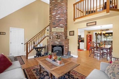 35 Samoset Rd, Marstons Mills, MA 02648 photo 4