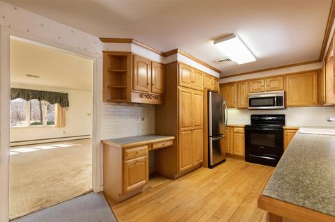 20 Southeast St, Eastham, MA 02642 photo 5