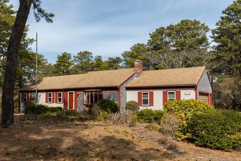 20 Southeast St, Eastham, MA 02642 photo 2