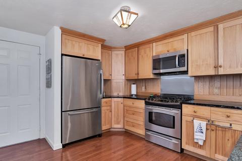 4 Rolling Green Ln, Mashpee, MA 02649 photo 13