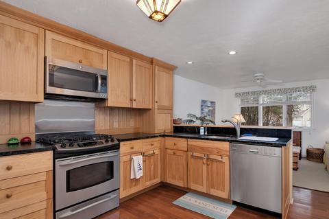 4 Rolling Green Ln, Mashpee, MA 02649 photo 44