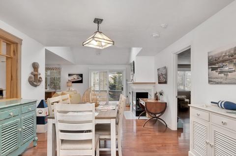 4 Rolling Green Ln, Mashpee, MA 02649 photo 3