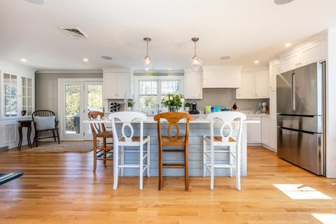 54 Cinnamon Ln, Osterville, MA 02655 photo 5
