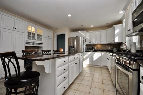 296 Mohawk Rd, Raynham, MA 02767 photo 10