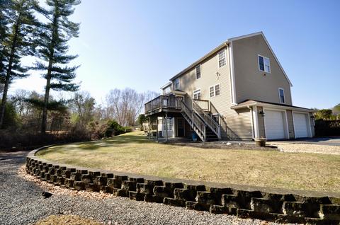 296 Mohawk Rd, Raynham, MA 02767 photo 33