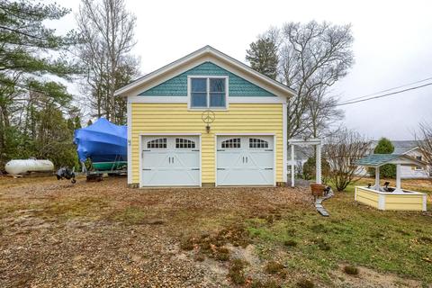 4 Canedy St, West Wareham, MA 02576 photo 9