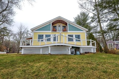 4 Canedy St, West Wareham, MA 02576 photo 2