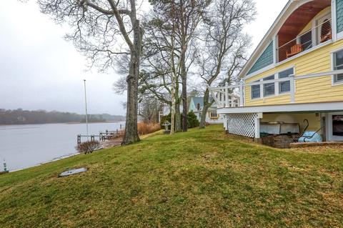 4 Canedy St, West Wareham, MA 02576 photo 4