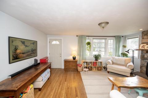 78 Hathaway St, Wareham, MA 02571 photo 23