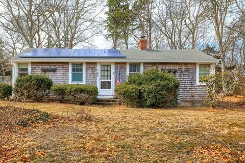 565 Higgins Rd, Eastham, MA 02642 photo 2