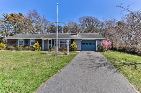 82 Cod Ln, Chatham, MA 02633 photo 1