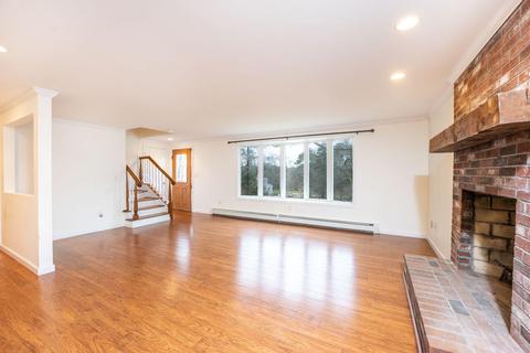 141 Timberlane Dr, Brewster, MA 02631 photo 2