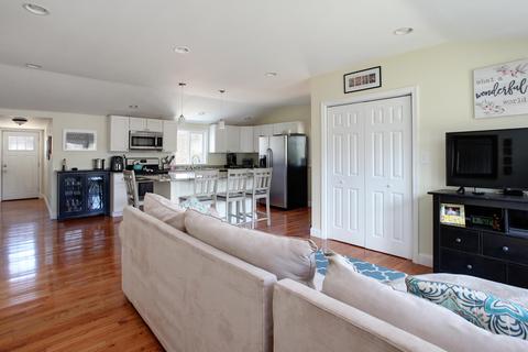 6 Peaceful Ln, East Wareham, MA 02538 photo 5