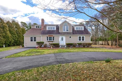 99 Pineview Dr, Cotuit, MA 02635 photo 1
