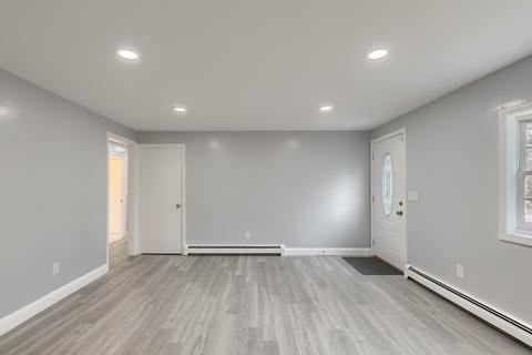 99 Pineview Dr, Cotuit, MA 02635 photo 5