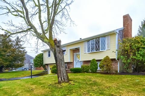 6 Odyssis Dr, Buzzards Bay, MA 02532 photo 1
