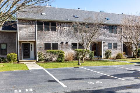 9 Riverview Ave # -b, Mashpee, MA 02649 photo 3