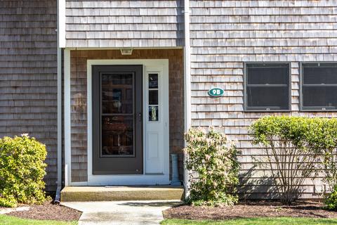 9 Riverview Ave # -b, Mashpee, MA 02649 photo 1
