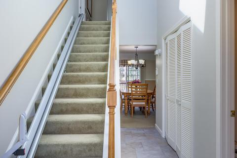 16 Executive Dr, Mashpee, MA 02649 photo 6