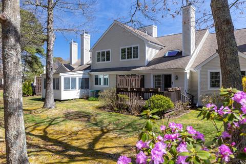 16 Executive Dr, Mashpee, MA 02649 photo 3