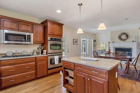 44 Bayshore Dr, Mashpee, MA 02649 photo 47