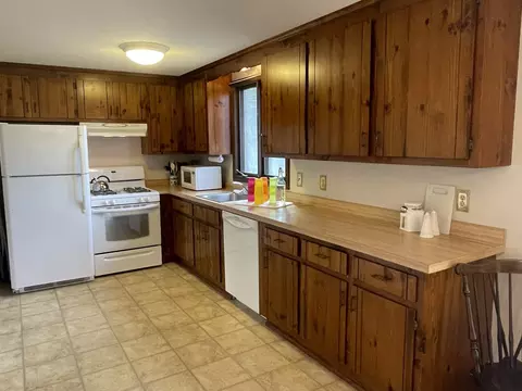 71 Bernard Cir, Centerville, MA 02632 photo 8