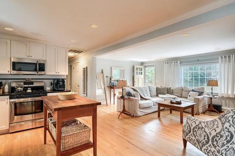 94 Anchor Ln, Cotuit, MA 02635 photo 12