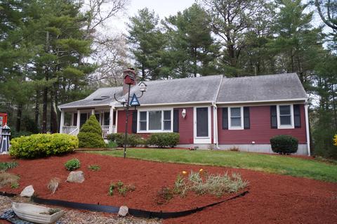 250 Eisenhower Dr, Cotuit, MA 02635 photo 3