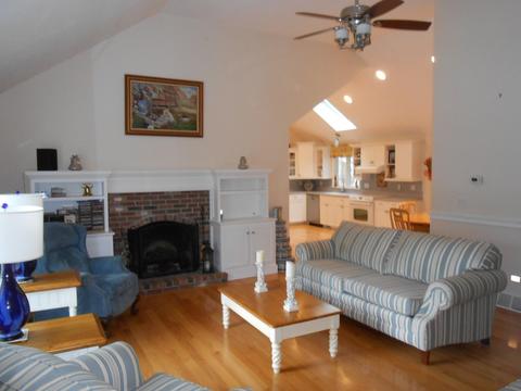 250 Eisenhower Dr, Cotuit, MA 02635 photo 5