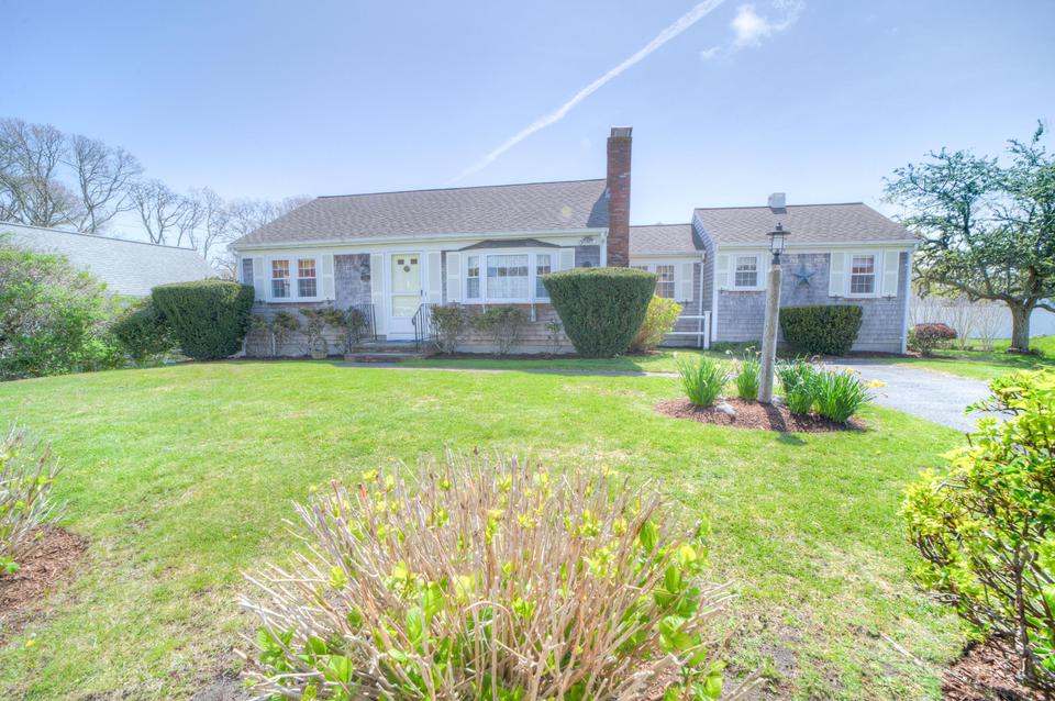 132 Indian Pond Rd, West Dennis, MA 02670 21 Photos MLS 22202165 Movoto