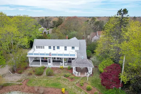 796 S Main St, Centerville, MA 02632 photo 4