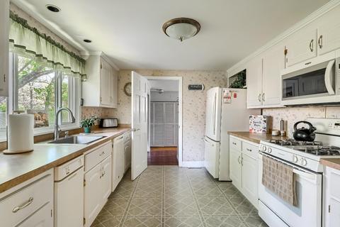 62 Ashley Dr, Centerville, MA 02632 photo 9