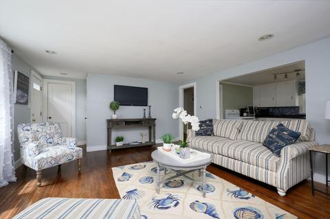 346 Old Stage Rd, Centerville, MA 02632 photo 5